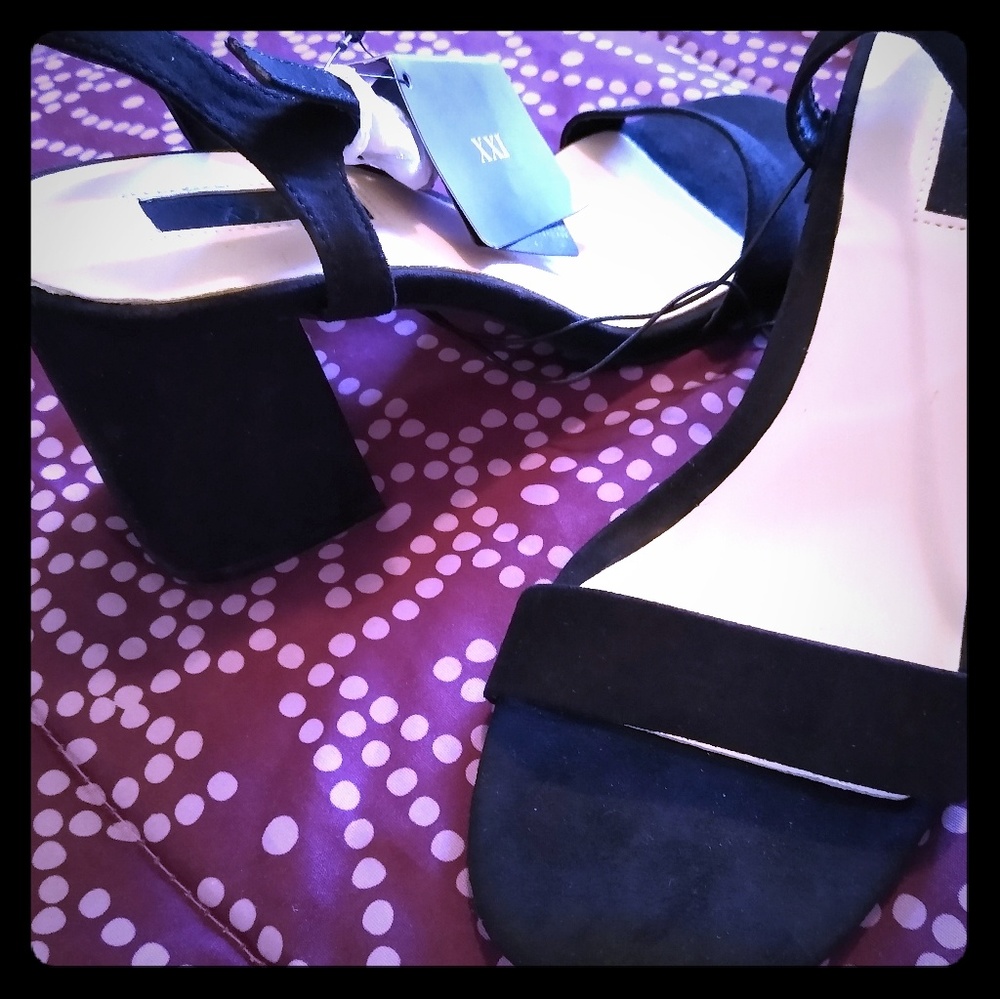 Open toe hills xxI